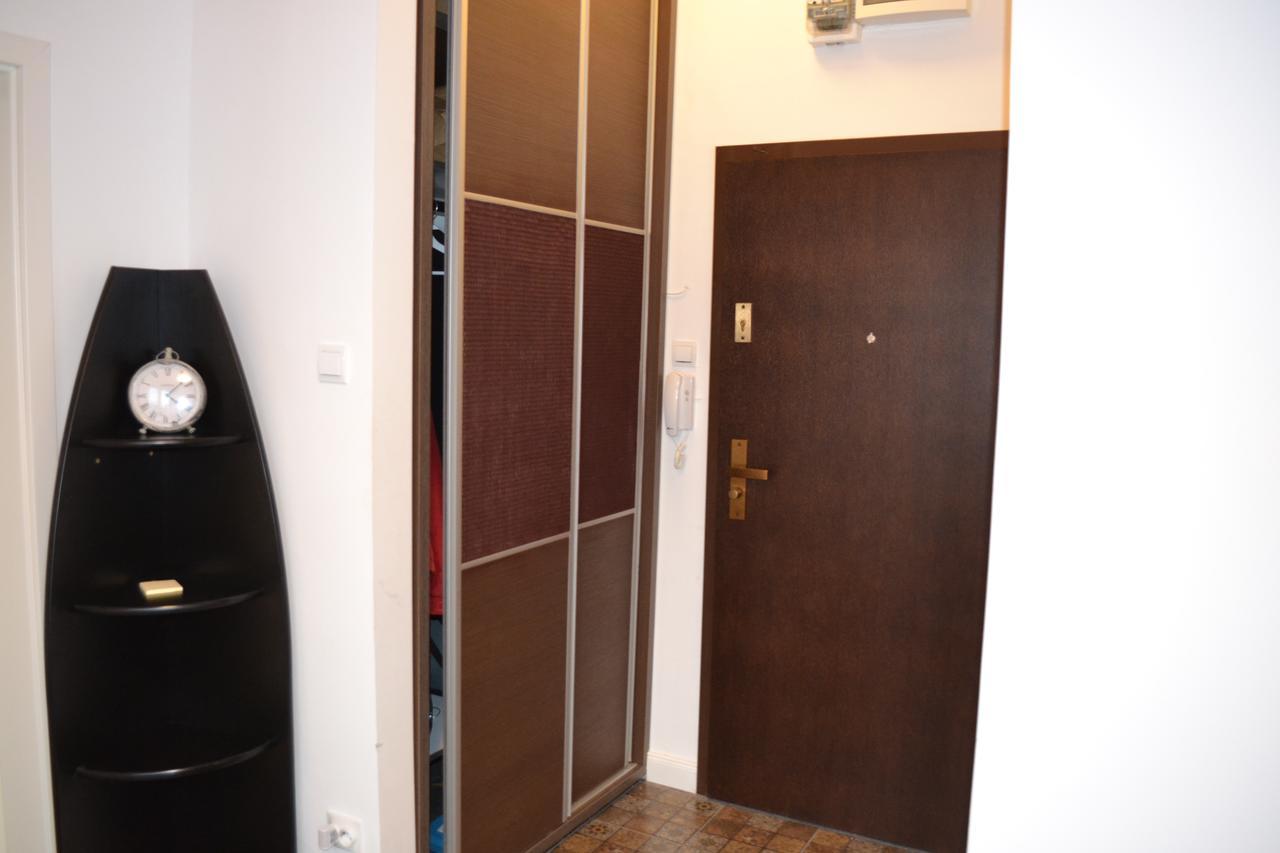 부쿠레슈티 Victoria Plaza Two Bdr Apt 아파트 외부 사진