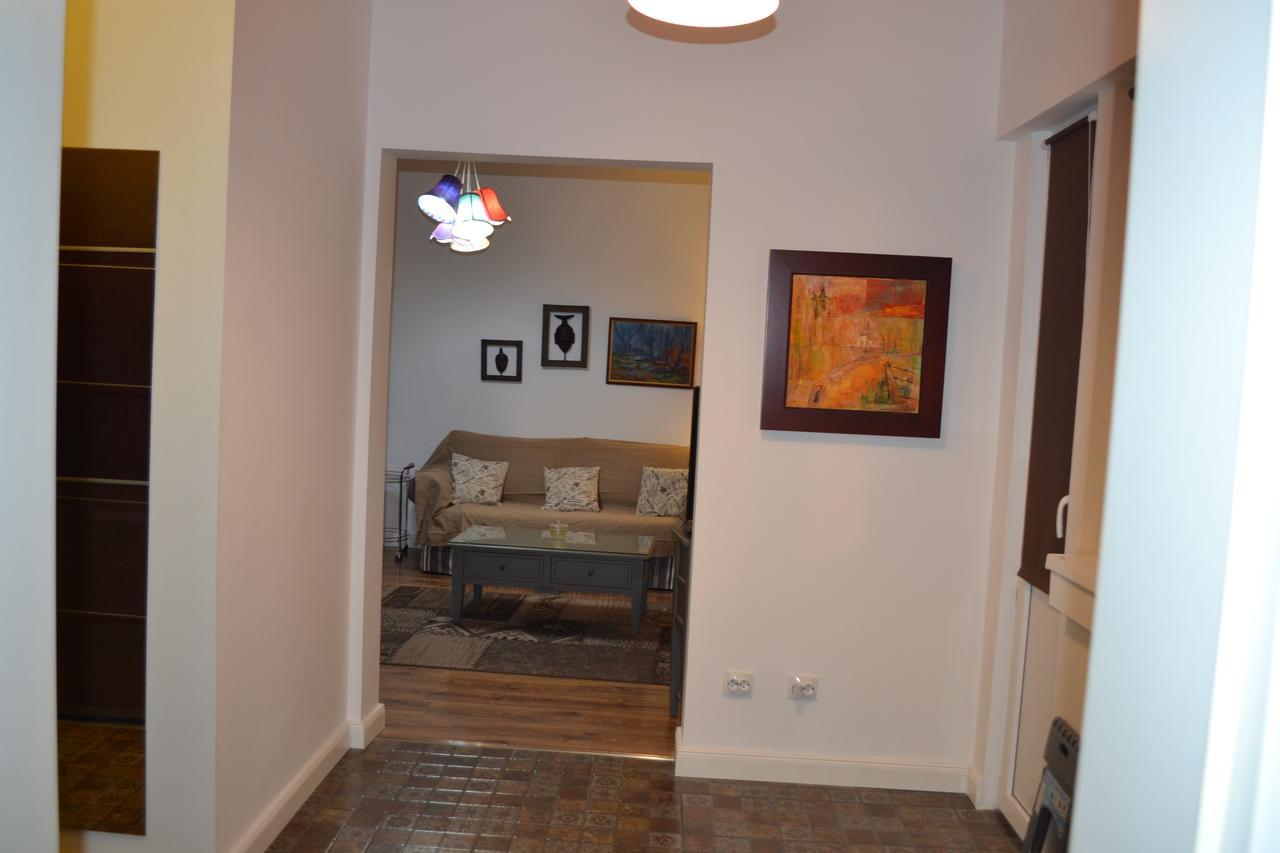 부쿠레슈티 Victoria Plaza Two Bdr Apt 아파트 외부 사진